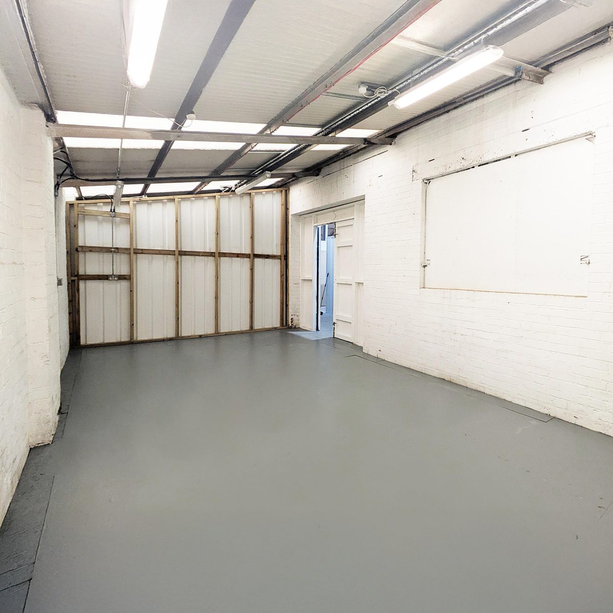 Another view of a large workshop unit at TheWorkstore